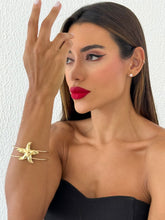 Carregar imagem no visualizador da galeria, https://febijus.bwimg.com.br/febijus/produtos/bracelete-folheado-a-ouro-18k-e-prata-design-estrela-do-mar-1768229412.5674.jpg