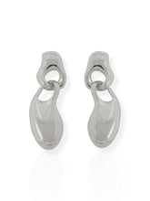 Carregar imagem no visualizador da galeria, https://febijus.bwimg.com.br/febijus/produtos/brinco-folheado-a-ouro-18k-e-prata-organico-duplo-liso-1758031194.2101.jpg