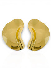 Carregar imagem no visualizador da galeria, https://febijus.bwimg.com.br/febijus/produtos/brinco-folheado-a-ouro-18k-e-prata-placa-organica-lisa-1768309590.3836.jpg