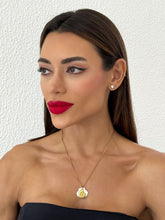 Carregar imagem no visualizador da galeria, https://febijus.bwimg.com.br/febijus/produtos/colar-de-aco-inoxidavel-folheado-a-ouro-18k-e-prata-design-concha-detalhada-1762902670.903.jpg