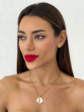 Carregar imagem no visualizador da galeria, https://febijus.bwimg.com.br/febijus/produtos/colar-de-aco-inoxidavel-folheado-a-ouro-18k-e-prata-design-concha-do-mar-1762902881.5659.jpg