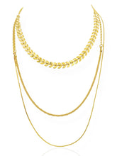 Carregar imagem no visualizador da galeria, https://febijus.bwimg.com.br/febijus/produtos/colar-triplo-folheado-a-ouro-18k-escamas-fio-torcido-e-liso-1768223221.671.jpg