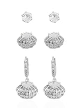 Carregar imagem no visualizador da galeria, https://febijus.bwimg.com.br/febijus/produtos/trio-de-brinco-folheado-a-ouro-18k-e-prata-design-concha-cravejada-1766780466.7886.jpg