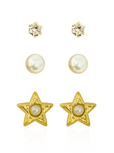 Carregar imagem no visualizador da galeria, https://febijus.bwimg.com.br/febijus/produtos/trio-de-brinco-folheado-a-ouro-18k-e-prata-ponto-de-luz-perola-e-estrela-1767631287.7954.jpg