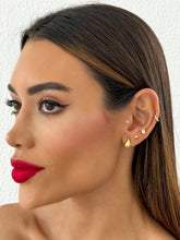 Carregar imagem no visualizador da galeria, https://febijus.bwimg.com.br/febijus/produtos/trio-de-brinco-folheado-a-ouro-18k-esfera-e-gotas-1767617627.6906.jpg