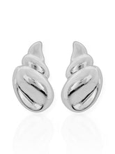 Carregar imagem no visualizador da galeria, https://febijus.bwimg.com.br/febijus/produtos/brinco-folheado-a-ouro-18k-e-prata-design-concha-1768306900.5615.jpg
