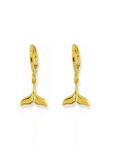 Carregar imagem no visualizador da galeria, https://febijus.bwimg.com.br/febijus/produtos/brincos-folheado-a-ouro-18k-argola-com-cauda-de-sereia-1739295340.7506.jpg
