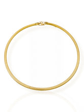 Carregar imagem no visualizador da galeria, https://febijus.bwimg.com.br/febijus/produtos/choker-aro-folheado-a-ouro-18k-e-prata-tubo-vazado-1768316011.5977.jpg
