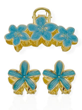 Carregar imagem no visualizador da galeria, https://febijus.bwimg.com.br/febijus/produtos/kit-de-presilhas-folheadas-a-ouro-18k-resinadas-design-flores-1766167714.6059.jpg
