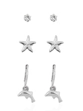 Carregar imagem no visualizador da galeria, https://febijus.bwimg.com.br/febijus/produtos/trio-de-brinco-folheado-a-ouro-18k-e-prata-ponto-de-luz-estrela-do-mar-e-peixe-1767617961.7146.jpg
