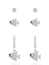 Carregar imagem no visualizador da galeria, https://febijus.bwimg.com.br/febijus/produtos/trio-de-brinco-folheado-a-ouro-18k-e-prata-ponto-de-luz-peixe-e-argola-1766779387.786.jpg
